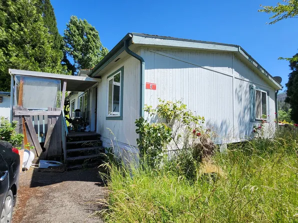 4 Noblewood Ln, Idleyld Park, OR 97447