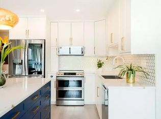 12069 Harris Rd #804, Pitt Meadows, BC V3Y0C8