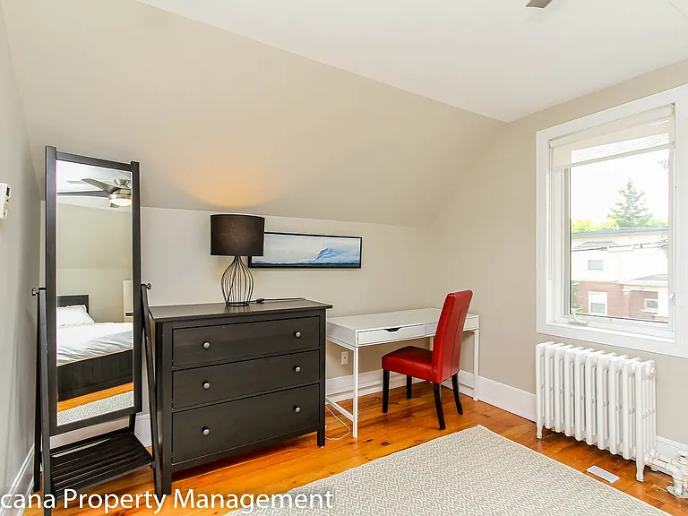 294 Crichton St #1 — Photo 16