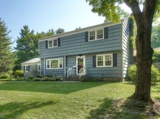 35 Maple Ave, Mendham, NJ 07945