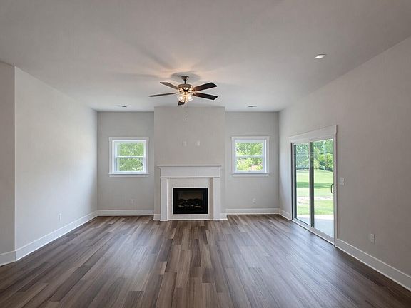 4th image of 5944 Hightower Dr #1
