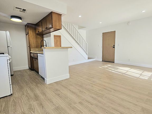 3rd image of 16731 Sherman Way #107A
