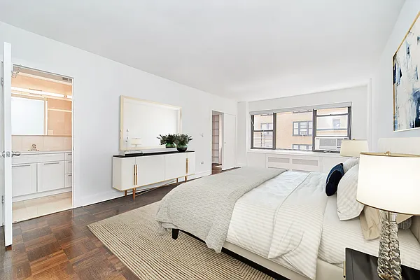 Rented by Living New York | media 22