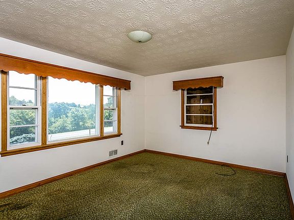 4th image of 5679 Jesse Bennett Way