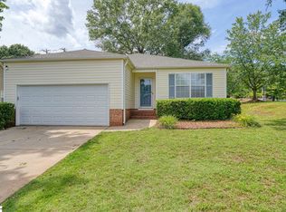 502 Usher Ct, Boiling Springs, SC 29316