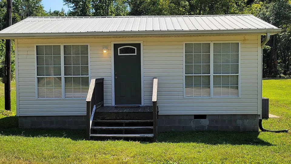 335 County Road 262