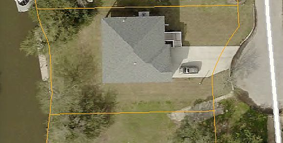 1st image of 611 Saint Mary St