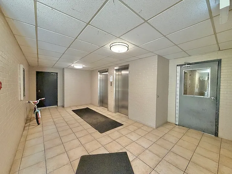 750 Kipps Ln #2 — Photo 23