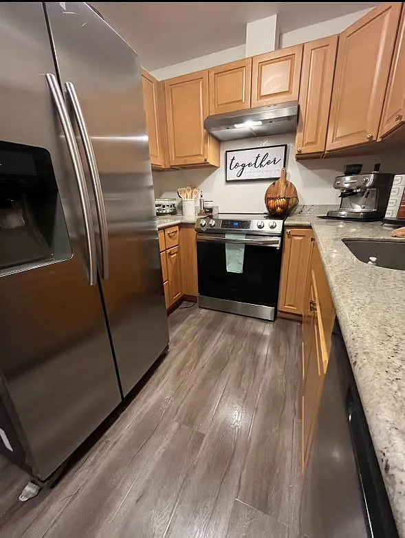 2 bed, 1.5 bath, 1031 sqft, $2,500 — Photo 1