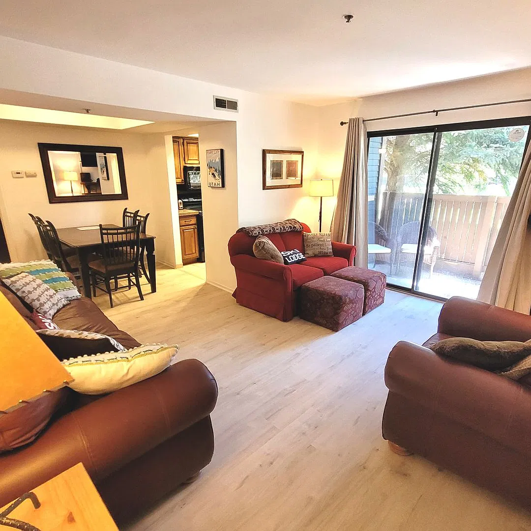 Powderwood Unit — Photo 4