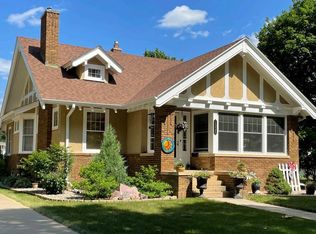 1325 6th Ave N, Windom, MN 56101