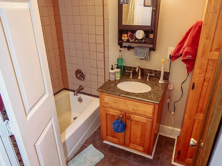 1809 N Dupre St #B — Photo 11