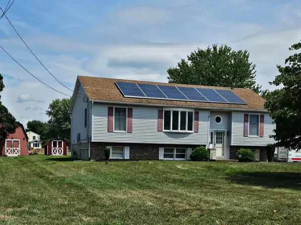 112 Strawberry Ave, Vineland, NJ 08360