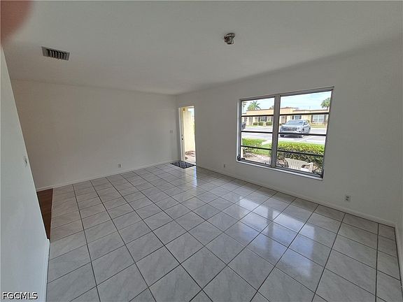 2nd image of 116 Gledhill Ct