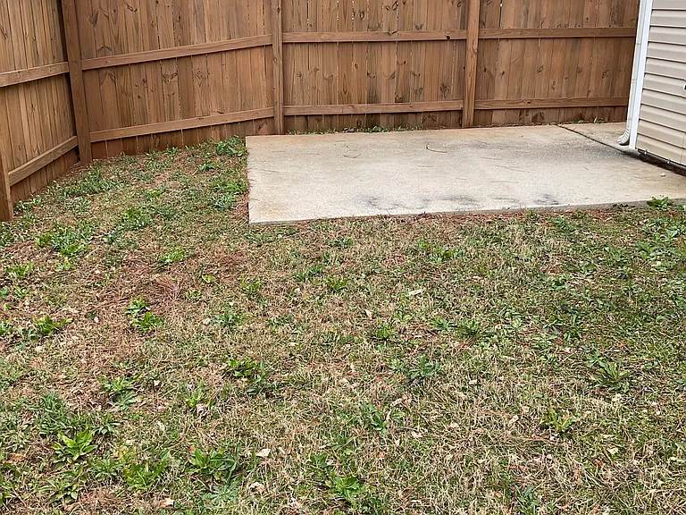 2251 Nicole Dr — Photo 8