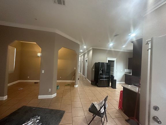 5th image of 47 Butterwick Ct