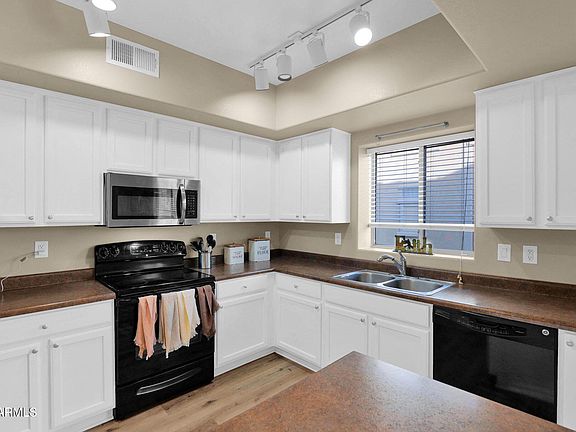 4th image of 900 S 94TH Street #1092