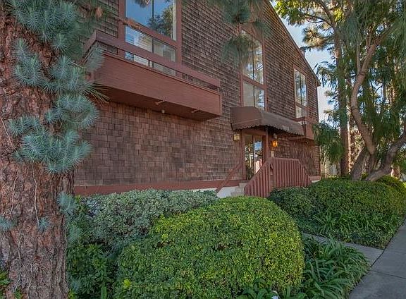 3rd image of 12602 Pacific Ave APT 10