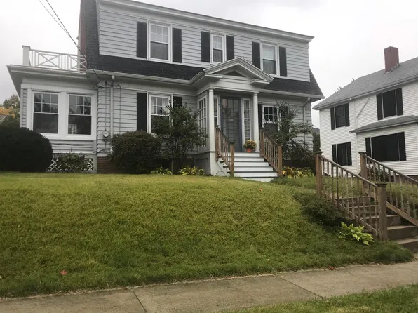15 Washburn Ave, Portland, ME 04101