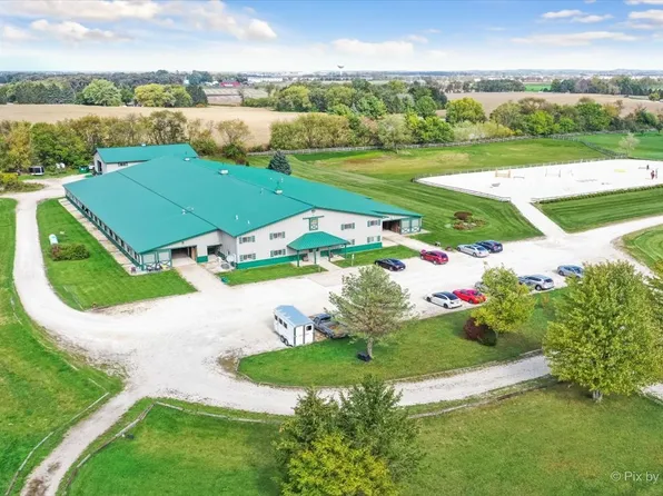 14N200 Thurnau Rd, Hampshire, IL 60140