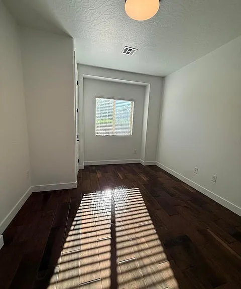3244 S 240 W — Photo 20