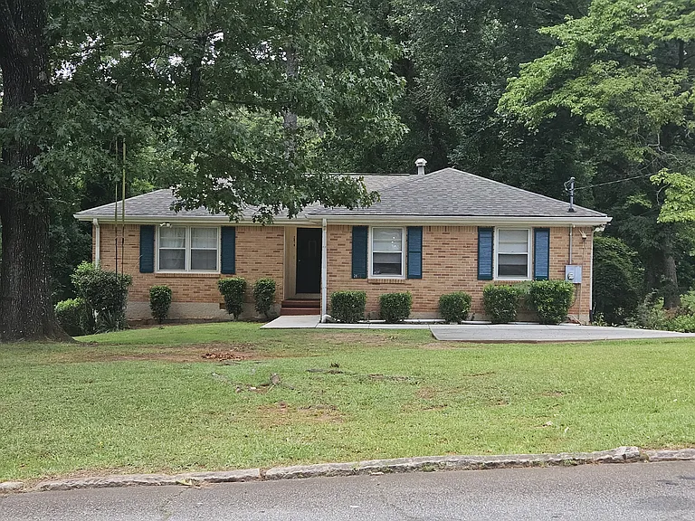 2679 Rollingwood Ln SE — Photo 1