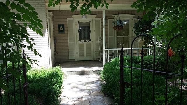 1st image of 300 Grace St