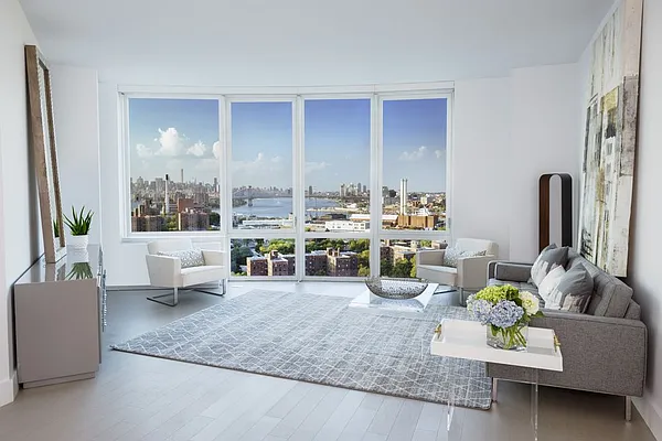 Rented by Red Apple Group | media 22