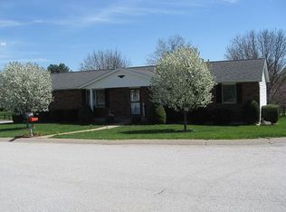 321 Lake Apollo Dr, Hannibal, MO 63401