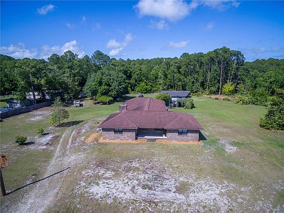 2nd image of 95712 Arbor Ln