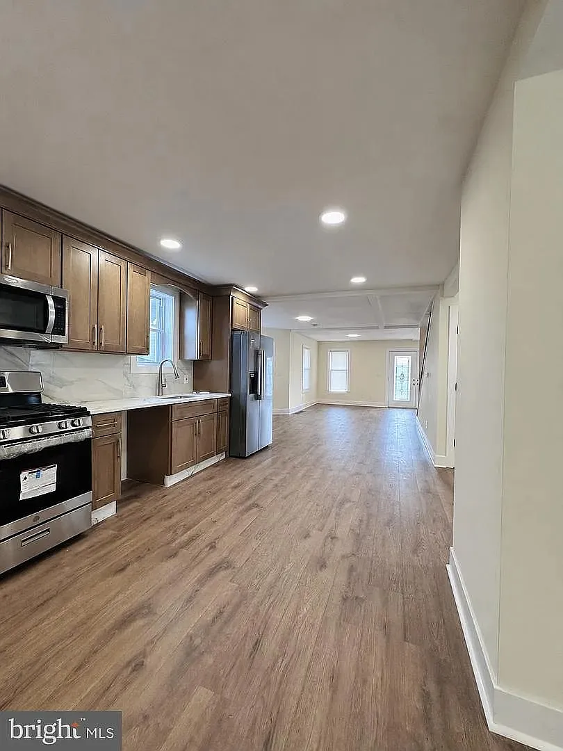3 bed, 2578 sqft, $4,500 — Photo 1