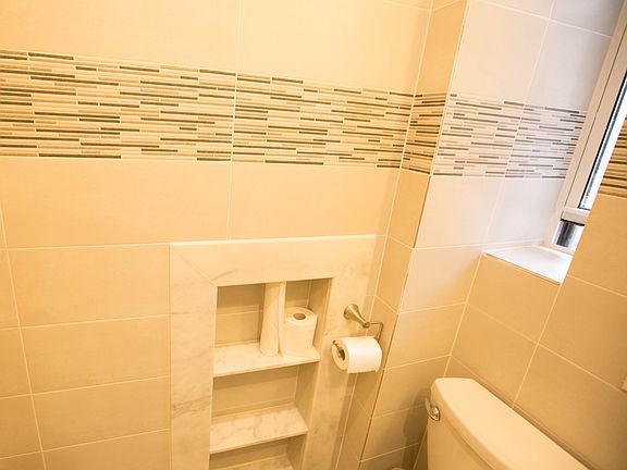 5th image of 38 Orchard St #3E