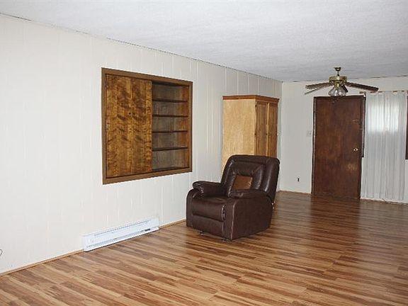 4th image of 114 Frances Dr
