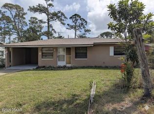 550 Cambridge Cir, South Daytona, FL 32119