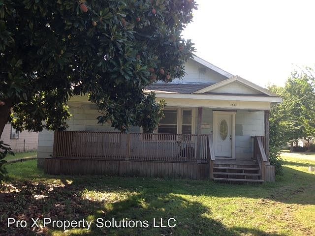 1st image of 1811 N Elm St