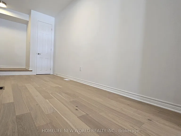 109 Avani Ave — Photo 13