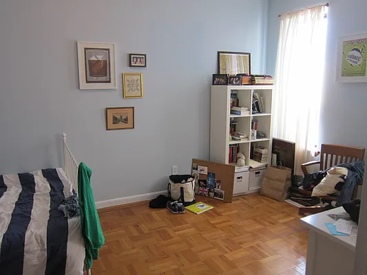 Rented by Realty 2000 Corp | media 42