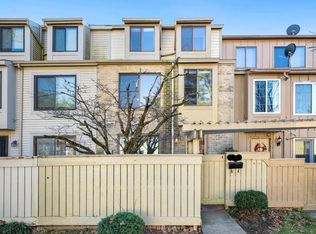 9206 Chadburn Pl, Montgomery Village, MD 20886