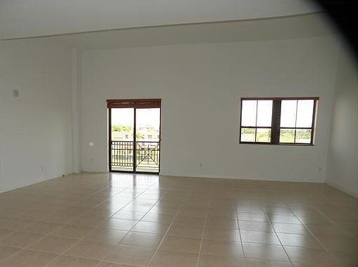 3rd image of 8395 SW 73rd Ave APT 318