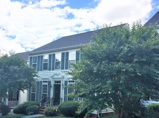 2444 Five Fathom Cir, Woodbridge, VA 22191