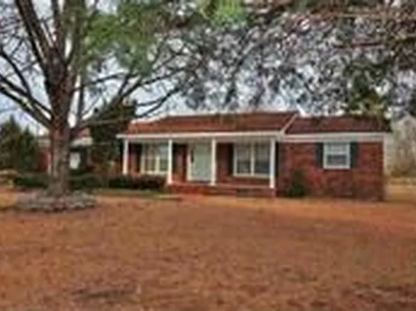 1 Earl Pl, Midway Park, NC 28544