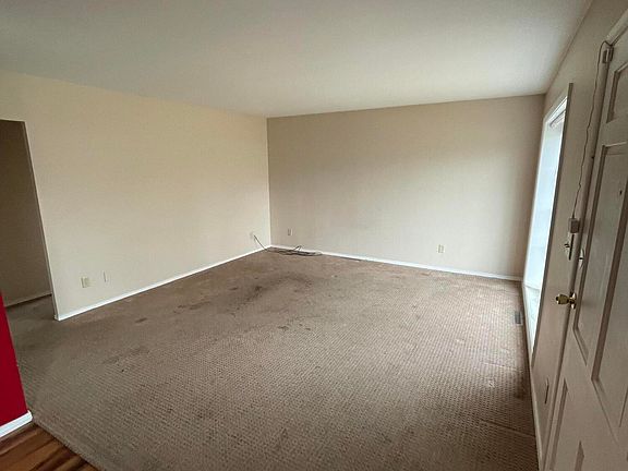 4th image of 1167 Fairmont Dr