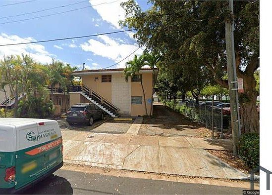 1st image of 1370 NW 5th St