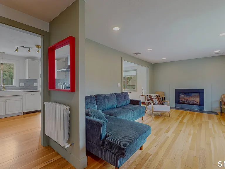 444 Highland St — Photo 8