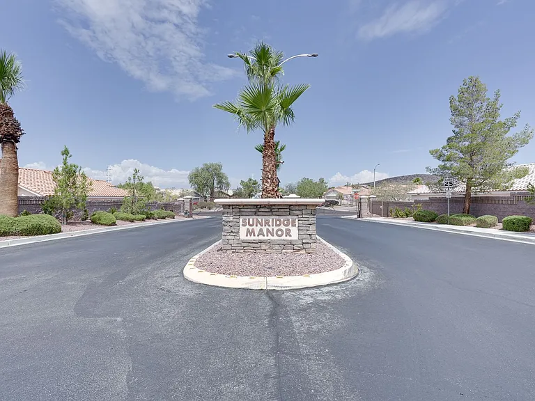 1088 Snow Roof Ave — Photo 46