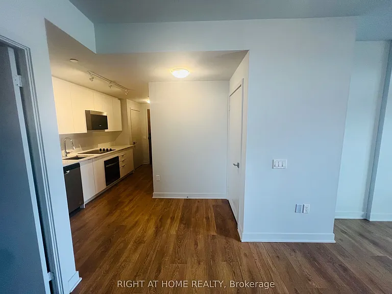 2920 Highway 7 Rd #2402 — Photo 16