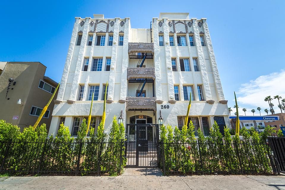1st image of 260 S Mariposa Ave APT 307