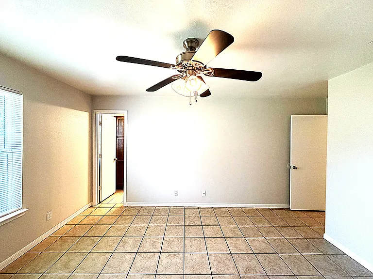 1301 Cinch Dr #A — Photo 16