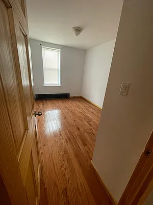 Rented by Remax Edge | media 20