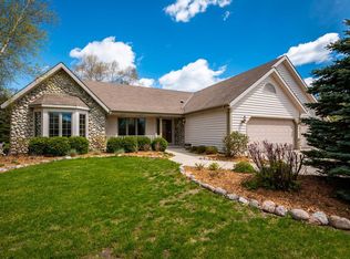 6616 Silver Shores Dr, Cedar Grove, WI 53013